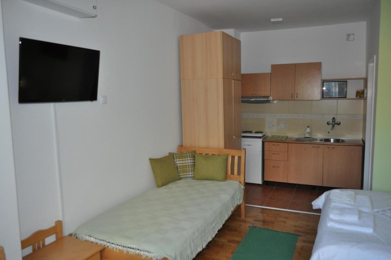 Studio Apartmani Pergolo Centar Soko Banja Εξωτερικό φωτογραφία