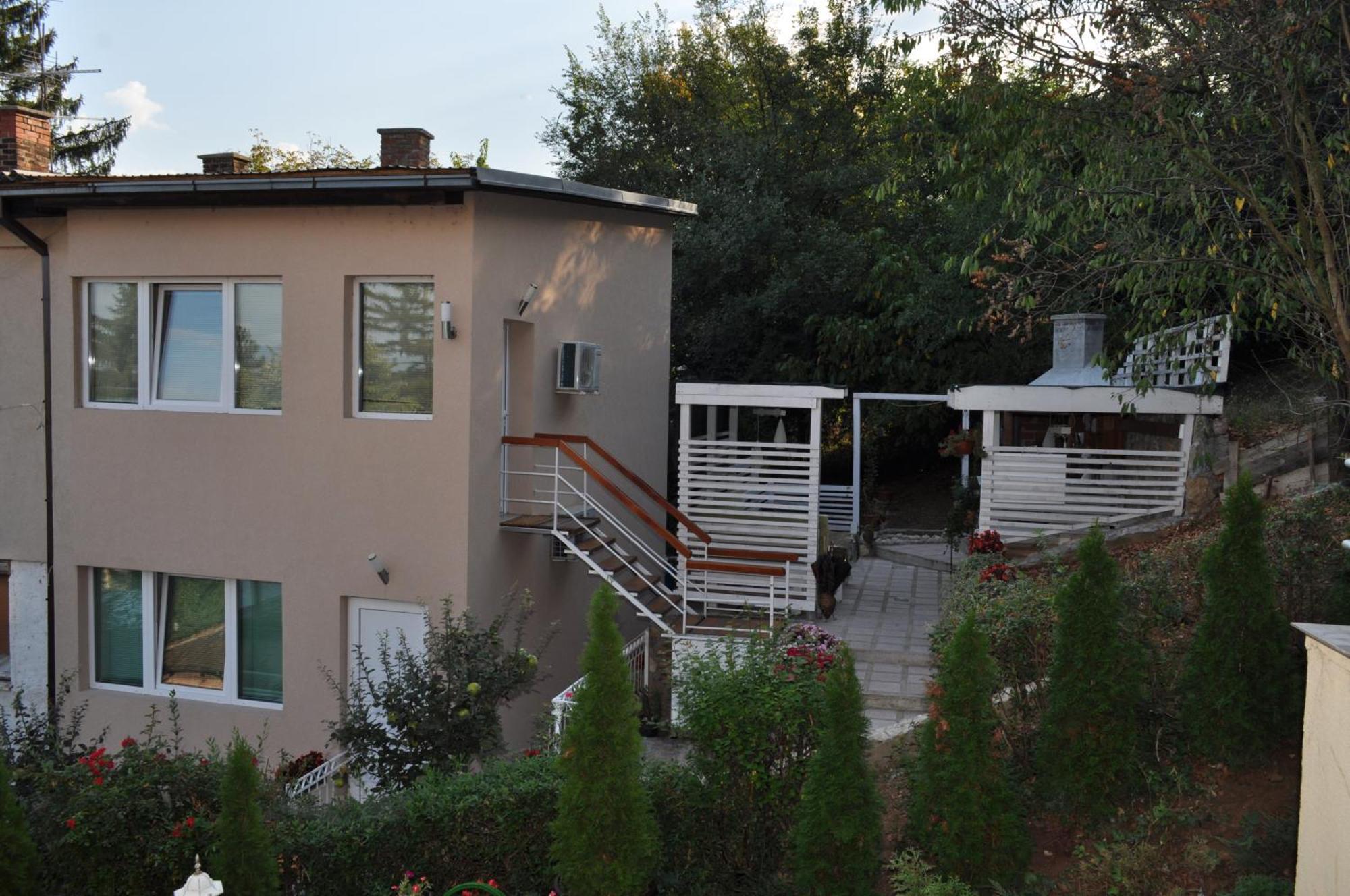 Studio Apartmani Pergolo Centar Soko Banja Εξωτερικό φωτογραφία